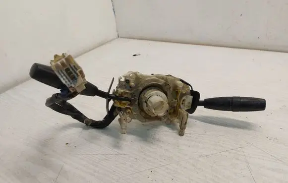 KIA Carnival Wiper turn signal indicator stalk/switch 990625