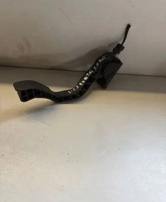 Citroen C2 Accelerator throttle pedal F00C3E2429
