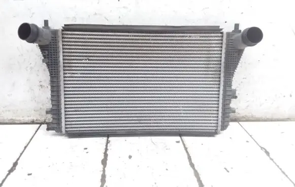 Volkswagen Golf VI Intercooler radiator 1K0145803AF