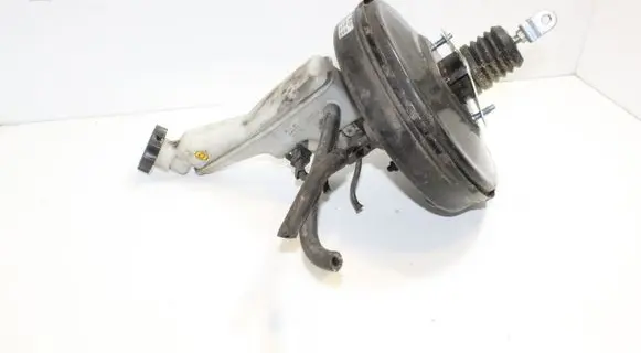 Hyundai i40 Brake booster 585003Z940