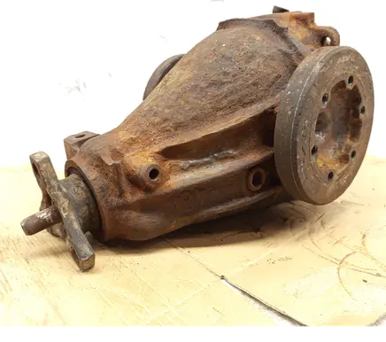 Mercedes-Benz 190 W201 Rear differential 2013501764 1243512501 1243510608