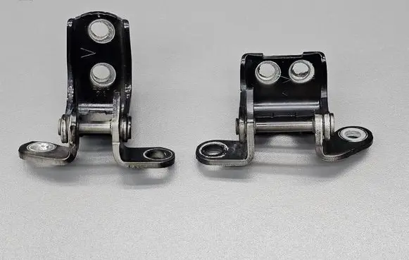 Honda CR-V Rear door hinge set 