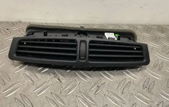 Ford C-MAX II Dash center air vent grill AM51R01815ACW