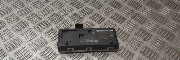 Mercedes-Benz ML W164 Tailgate/trunk control unit/module A1648702726