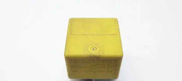 Renault Kangoo I Other relay 7700844253