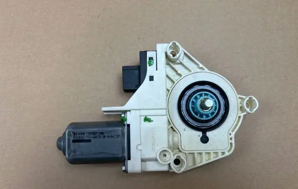 Audi A6 Allroad C6 Rear door window regulator motor 4F0959801C