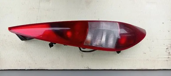 Ford Mondeo Mk III Rear/tail lights