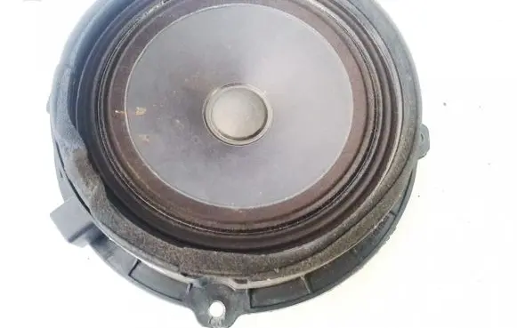 Side speaker trim/cover