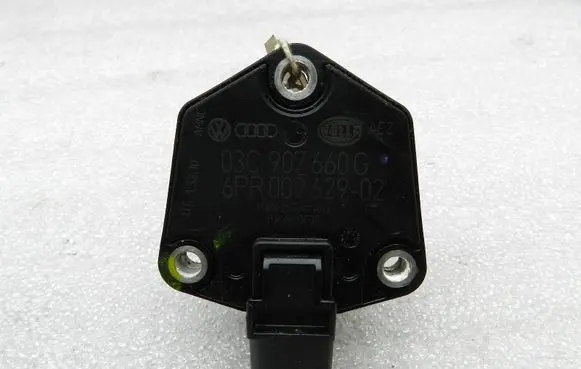 Volkswagen Golf VI Oil level sensor 03C907660G 03C907660