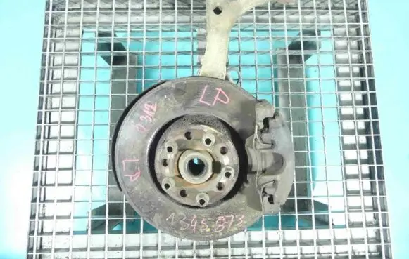 Volkswagen PASSAT B5.5 Front wheel hub spindle knuckle IMPRK1345873