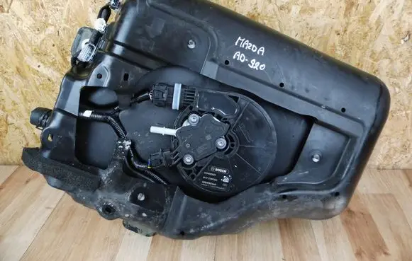 Mazda CX-5 II Adblue pump SH1720WG0A