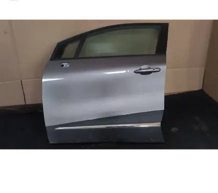 Renault Captur Front door 801118315R