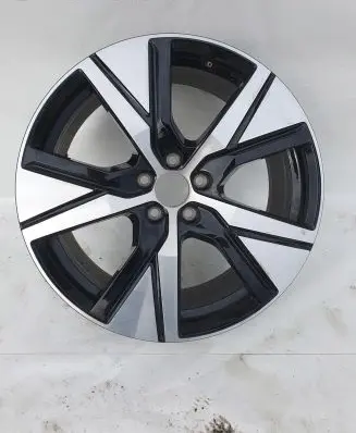 Volvo XC40 R19 alloy rim 