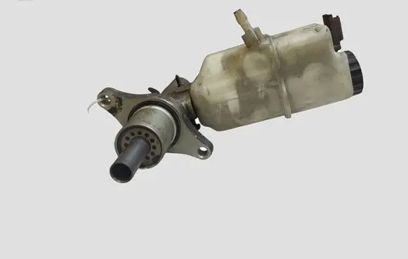 Peugeot 407 Master brake cylinder 9646980980