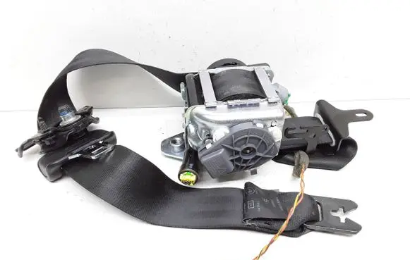Volvo V60 Front seatbelt 616155700 P39818841 39818841