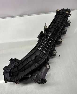 Opel Insignia B Intake manifold 55578248 55578249
