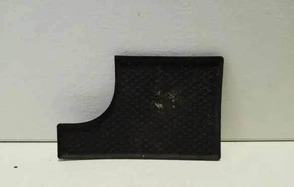 Volkswagen Eos Central console drawer/shelf pad 1K0863330A