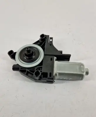 Jeep Cherokee Rear door window regulator motor 931403103