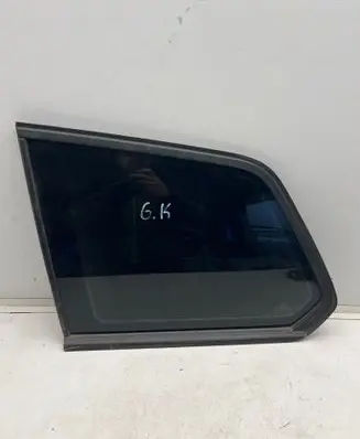 Volkswagen Golf VII Rear side window 5G9845297