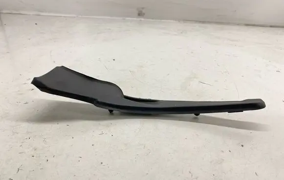 Buick Encore GX I Wiper trim 42764436