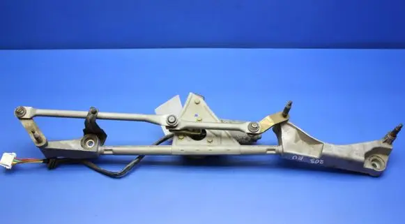 Mercedes-Benz C W203 Front wiper linkage and motor 404518 A2038200342