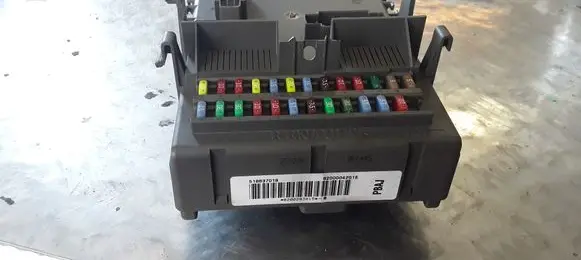Renault Laguna II Comfort/convenience module 8200283815
