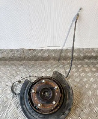 Jeep Grand Cherokee Rear wheel hub spindle/knuckle 04877112AB