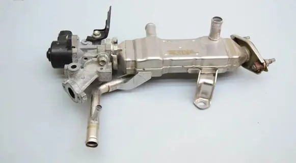 Toyota Auris E180 EGR valve cooler J2D02072Y1AS01A