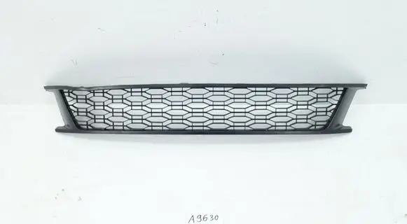 Dacia Sandero Front fog light trim/grill 62254