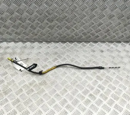 Land Rover Discovery 3 - LR3 Oil level dip stick 7H2Q6784AA