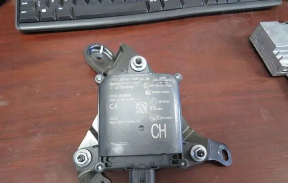 Toyota C-HR I Blind spot module 88162F4010
