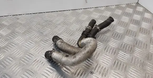 Nissan Patrol Y61 Heater radiator pipe/hose 