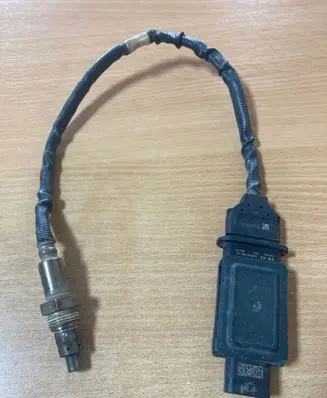 Volkswagen Crafter Lambda probe sensor 03N907807AK B1600F6436