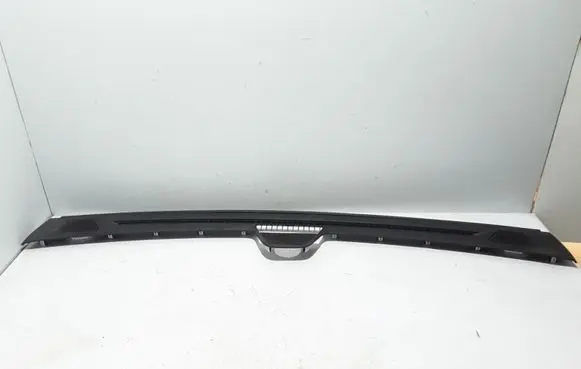 Chrysler Pacifica Panel trim 5RL45TRMAD