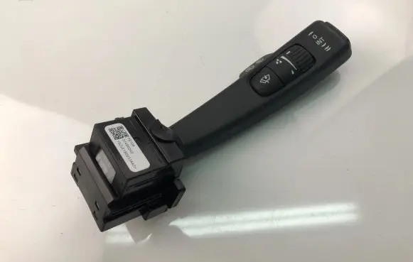 Volvo XC60 Indicator stalk 31456042