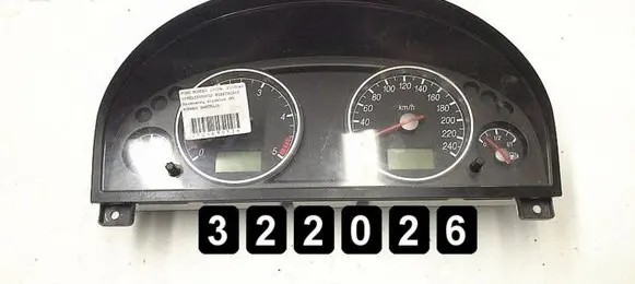 Ford Mondeo Mk III Speedometer (instrument cluster) 1S7F10849