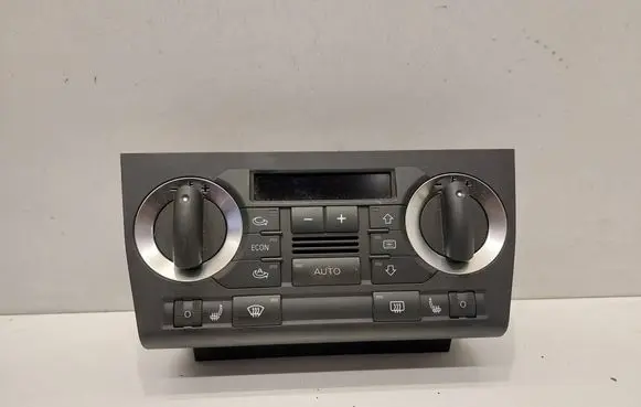 Audi A3 S3 8P Climate control unit 8P0820043AD A2C53212438