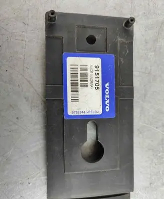 Volvo S80 Front bumper mounting bracket 9151705 51439151705