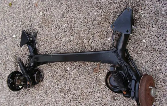 Fiat Panda II Rear axle beam 