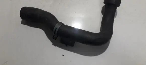 Audi A4 S4 B6 8E 8H Engine coolant pipe/hose 8E0121101C