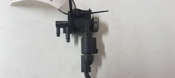 Audi A4 S4 B6 8E 8H Turbo solenoid valve 1J0906283C