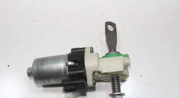 Lexus RX 450H Seat adjustment motor 8582030750