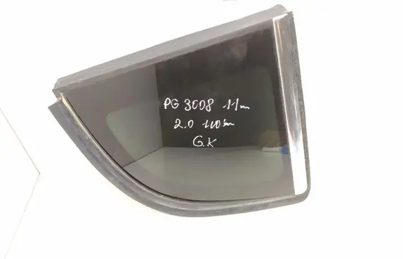 Peugeot 3008 I Rear side window