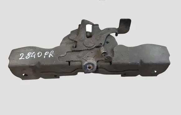 Toyota Avensis T250 Engine bonnet/hood lock/catch