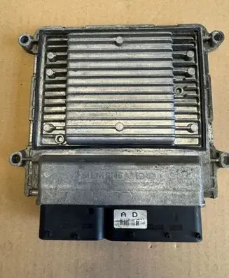 Opel Astra J Wing mirror control module 5WY5242C