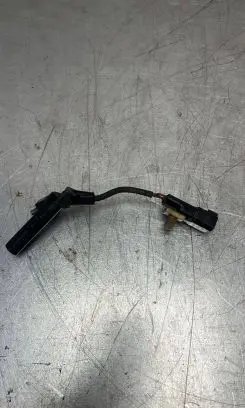 Land Rover Range Rover Sport L320 Crankshaft position sensor 4r8q6c315