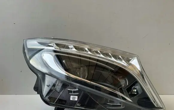 Mercedes-Benz Vito Viano W447 Headlight/headlamp 4479061501