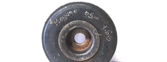 Renault Megane II Crankshaft pulley