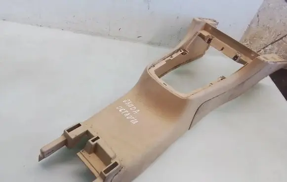 Skoda Octavia Mk1 (1U) Center console 1U1863241
