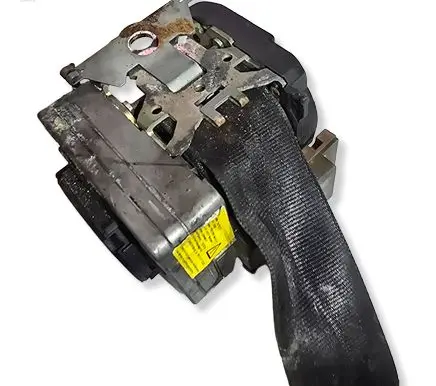Skoda Octavia Mk2 (1Z) Front seatbelt 1U4857701C